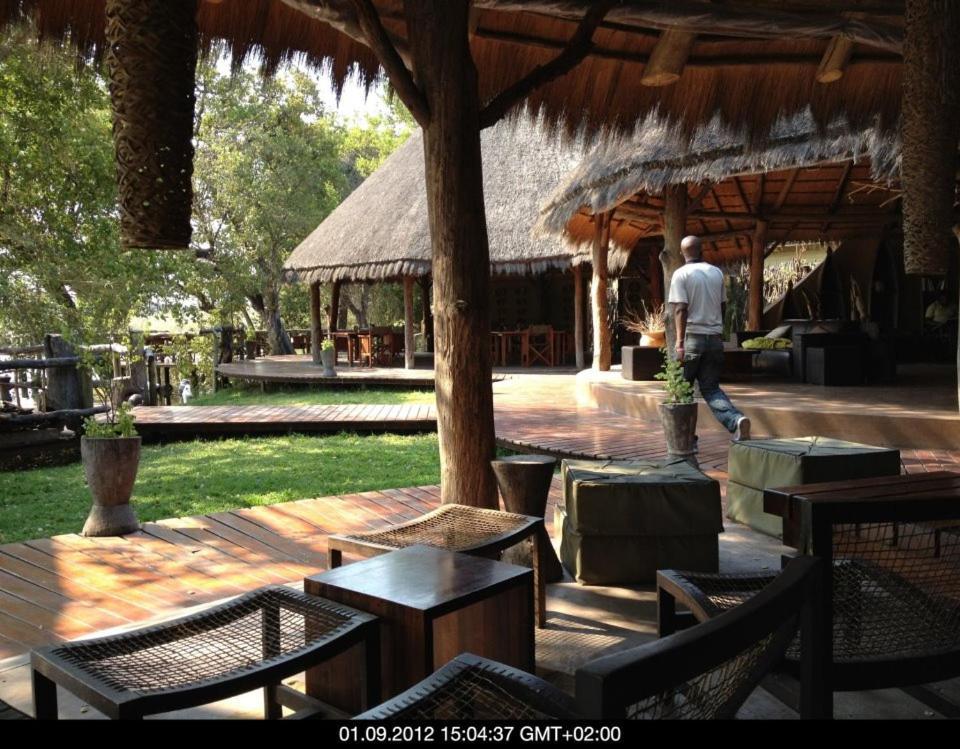 Villa Camp Kwando à Kongola Extérieur photo