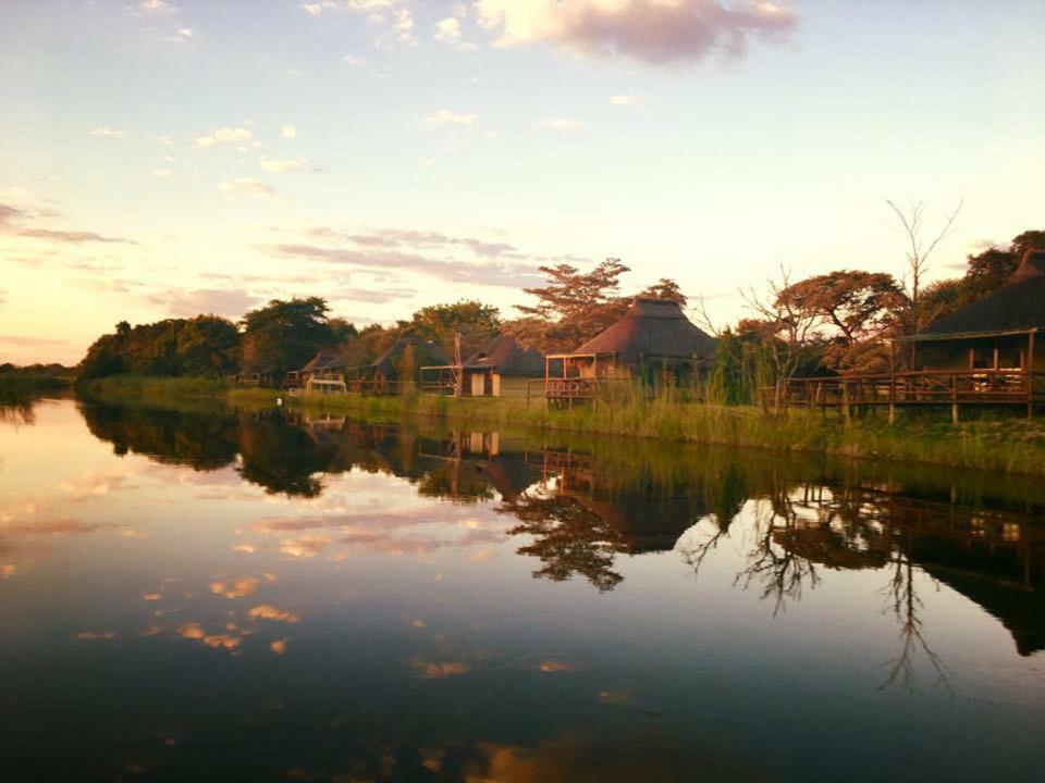 Villa Camp Kwando à Kongola Extérieur photo